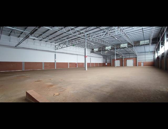 2,230M² WAREHOUSE TO LET IN HIGHVELD